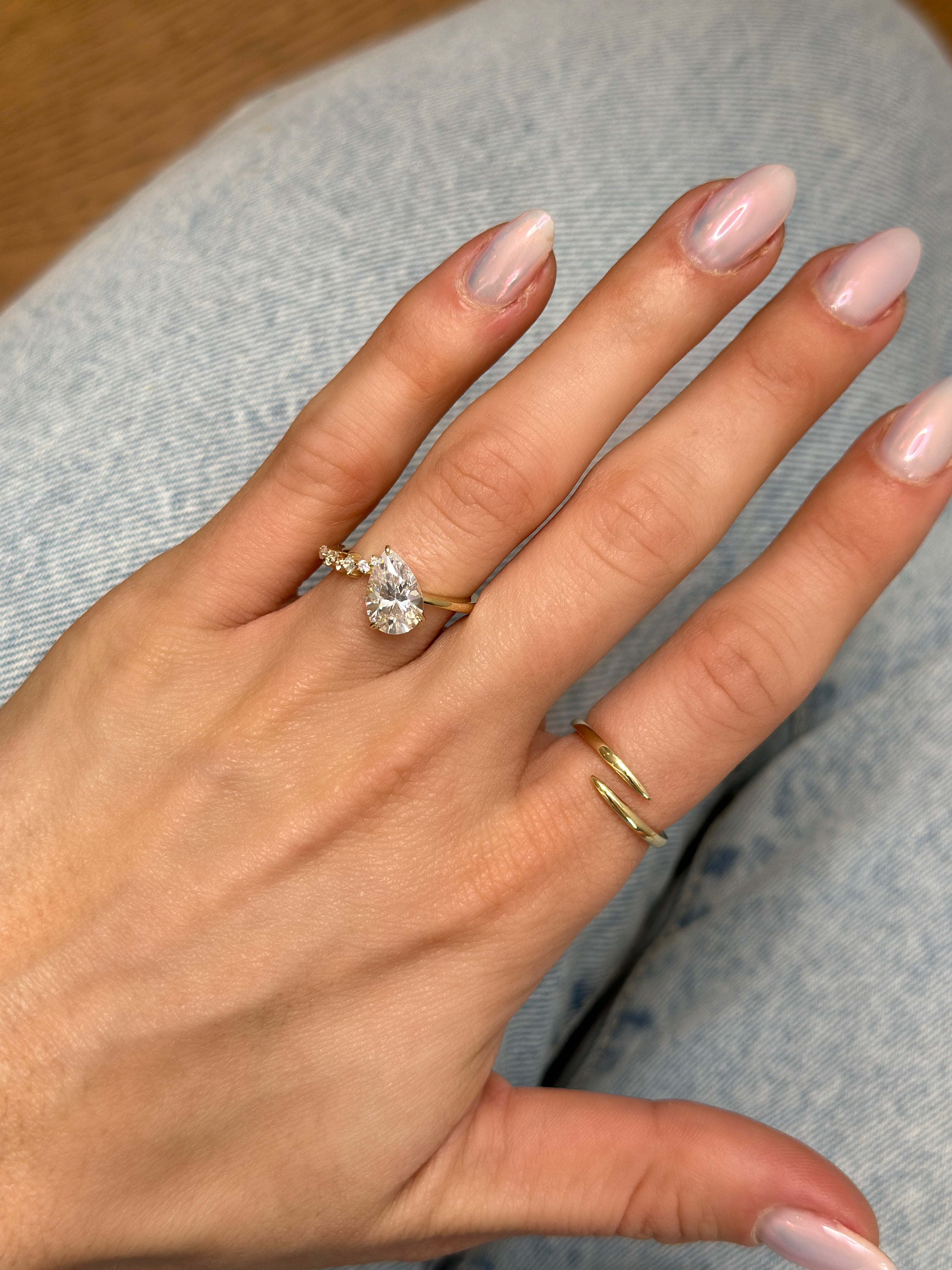 pear diamond engagement ring