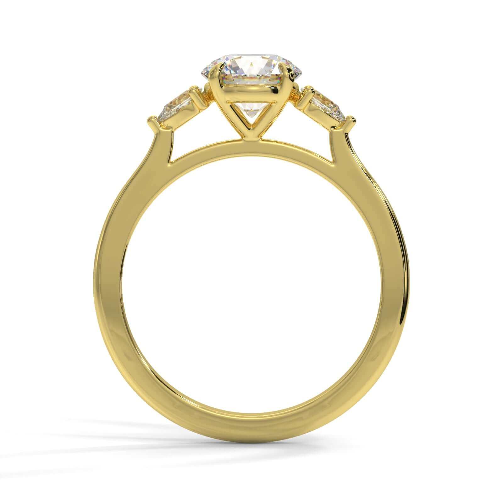 Ivy Oval Diamond engagement ring