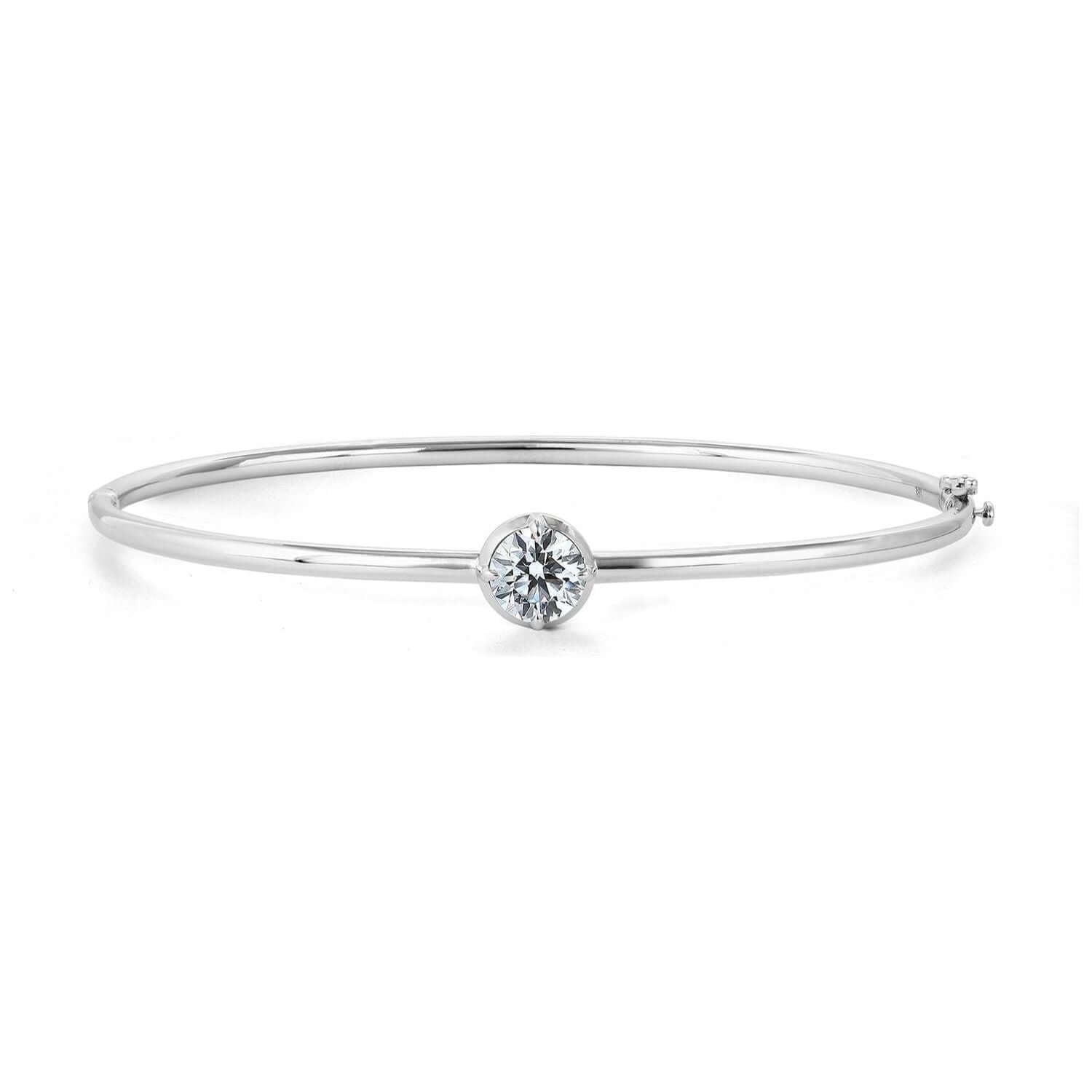 Lab Round Brilliant 18K WG Bangle